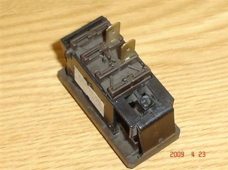 INTERRUPTOR DEFROSTER ALTERNAT.